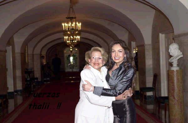 Thalia si mama ei - Thalia si mama ei Yolanda Miranda