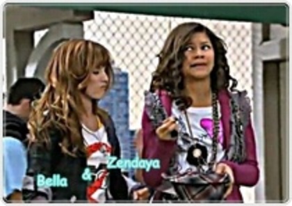  - glittery zendaya coleman