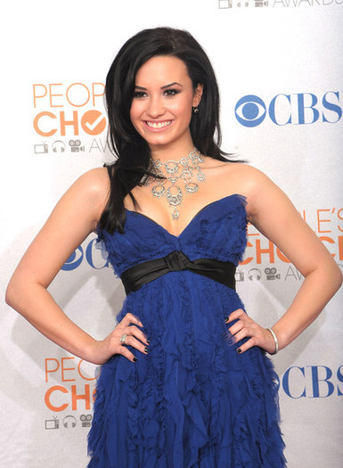 Demi Lovato - DEMI LOVATO LA PEOPLE CHOICE AWARDS 2010