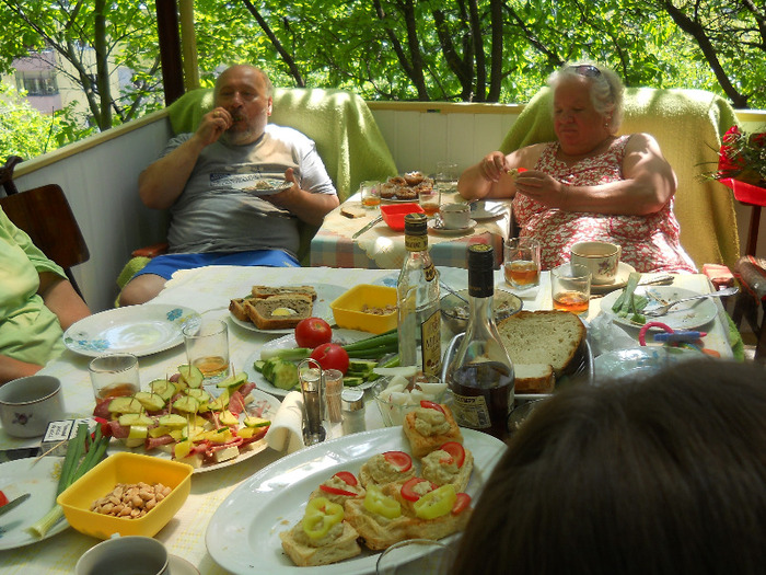 Buni 90 ani! 23 V 2011 048