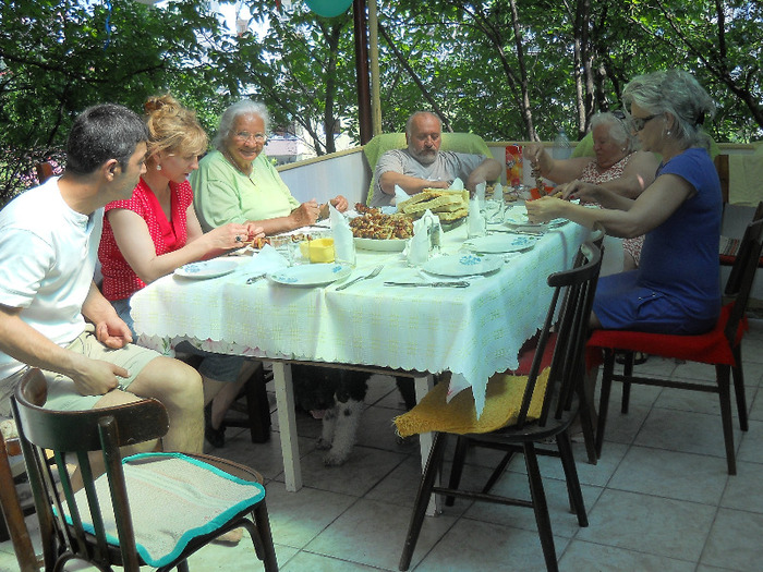 Buni 90 ani! 23 V 2011 066