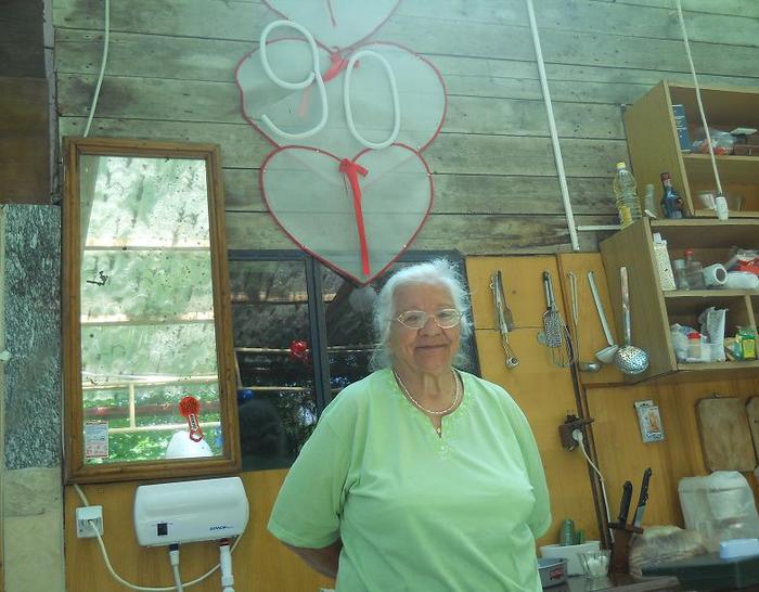 Buni 90 ani! 23 V 2011 078