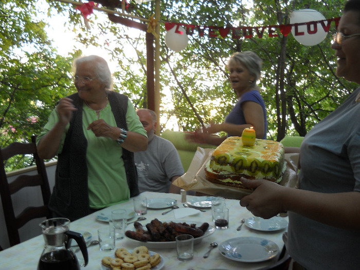 Buni 90 ani! 23 V 2011 097