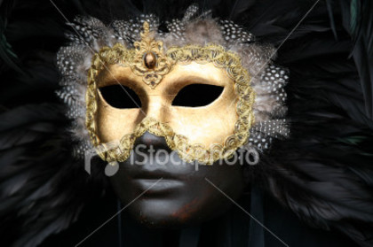 istockphoto_2181210-carnival-mask-golden-black-beauty - Mask