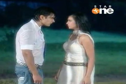 251598_120699628014558_100002235658120_180609_5044488_n - KaSh