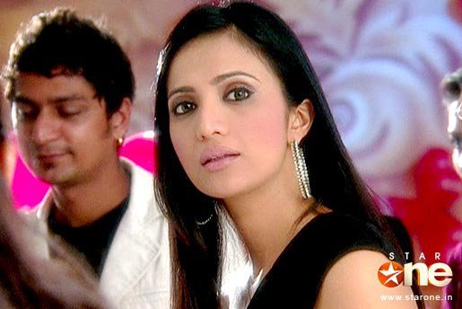 248754_120700031347851_100002235658120_180634_7778323_n - KaSh