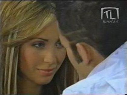 7a8685b1fc - Anahi-Jessica-CLASE 406