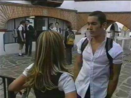 bfef8cf3d4 - Anahi-Jessica-CLASE 406