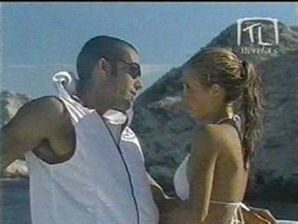 aef1daadae - Anahi-Jessica-CLASE 406
