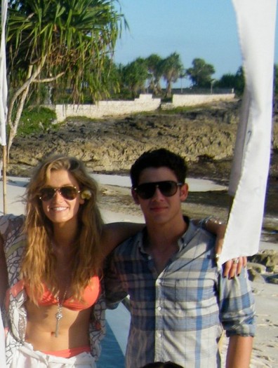 2011-nick-jonas-22740890-760-1007 - A day in Paradise-Bali with DELTA