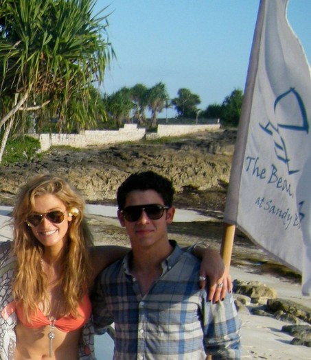 2011-nick-jonas-22740909-760-880 - A day in Paradise-Bali with DELTA