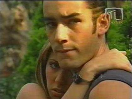 4923eab3e0 - Jessica si Kike