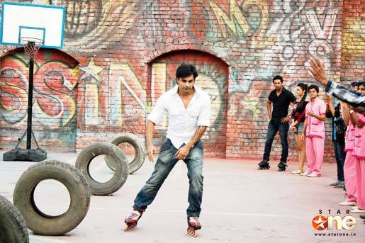36709025_ESAKVOZQX - xxKaran Singh Grover-Armaanxx
