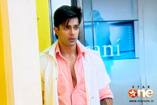 36713518_BBANXTAZY - xxKaran Singh Grover-Armaanxx