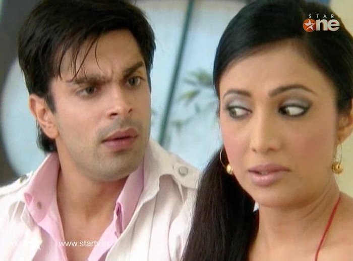 37851862_RKBYVNXRE - xxArmaan si Ridhimaxx