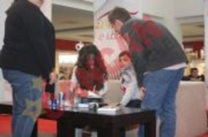 63492f579a8d541150c8948cee4b94c6 - 00Anahi mi haditaa