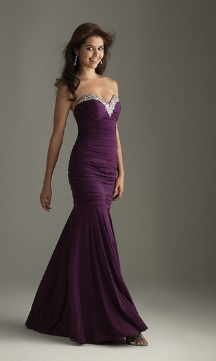 Night-Moves-Elegant-Strapless-Sweetheart-Dress_6593906_2.bak - Rochii de seara