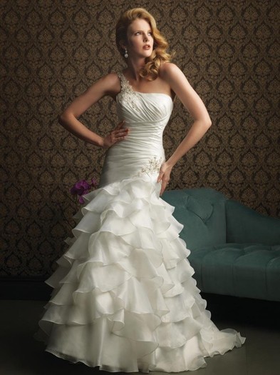 10958926-elegant-wedding-dresses