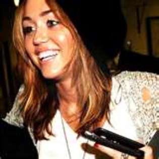  - album pentru toti calora le place miley cyrus