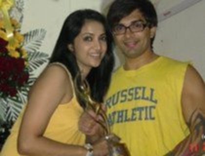 37899607_UADPOKEIP - intalnirea inimilor_dill mill gayye