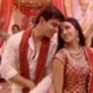 37899685_OCXVTBYPO - intalnirea inimilor_dill mill gayye