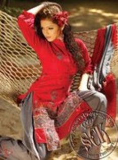 38693822_CSDEGXHIV - Muskaan