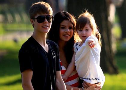 bieber-gomez-meet-family - selena gomez si justin bieber