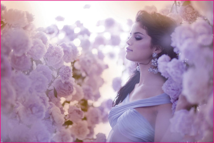 Selena-Gomez-A-Year-Without-Rain-PROMOSHOOT-04