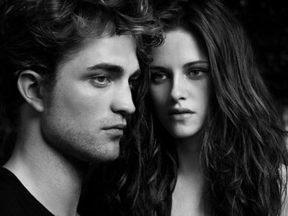 Kristen Stewart and Robert Pattinson - Twilight
