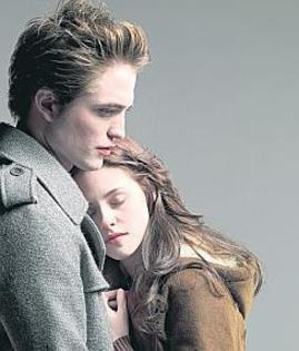 Rob-Kristen-robert-pattinson-and-kristen-stewart-3610336-244-285