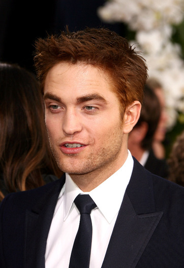 27 - Robert Pattinson