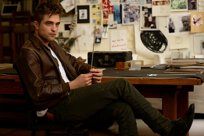 060pe - Robert Pattinson