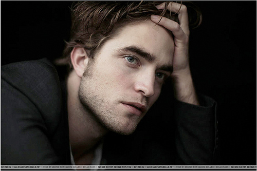 3085178071_5eec34e197 - Robert Pattinson