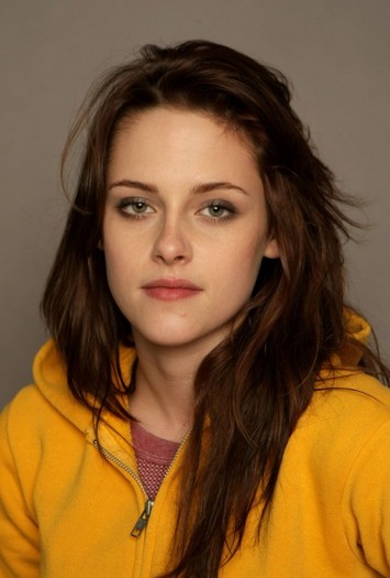 Kristen-Stewart-1268697-520x769 - Kristen Stewart