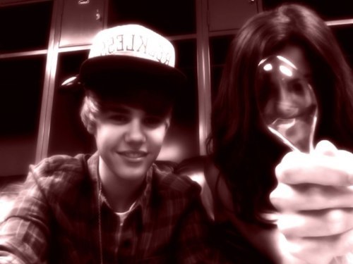 Justin-Bieber-Selena-Gomez-Spoonswaggin