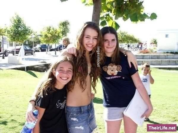 13 - poze rare cu miley si hannah