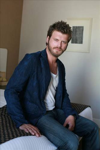 249448_151326318268758_130419060359484_283464_7266697_n