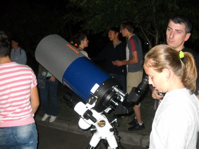 TELESCOPUL LA DISPOZITIA TUTUROR - ECLIPSA TOTALA DE LUNA 15 IUNIE 2011