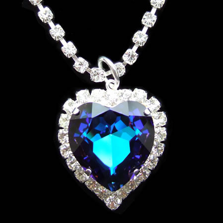 titanic-love-heart-necklace - Diamante