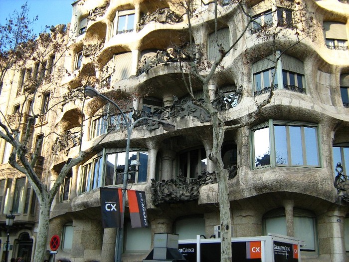 IMG_8038 - 1-Barcelona lui Gaudi 2010