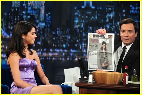 selena-gomez-bday-fallon-14