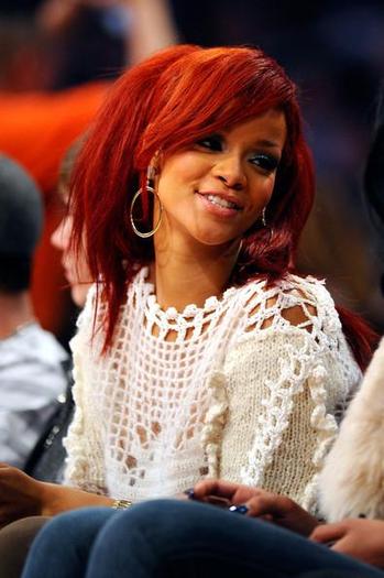 Rihanna (3)