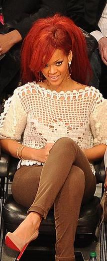 Rihanna (8)