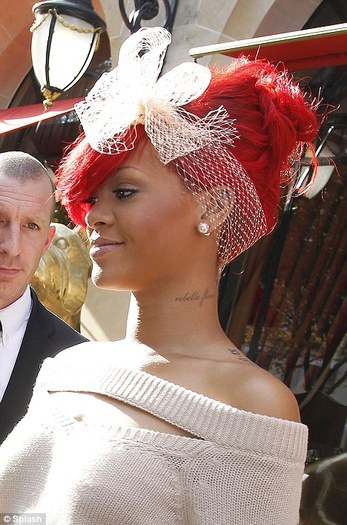 Rihanna (69) - x - Rihanna