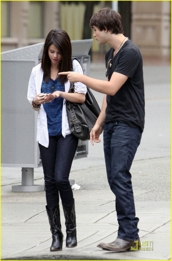 selena-gomez-hutch-dano-09 - Selena Gomez Hangs with Hutch Dano