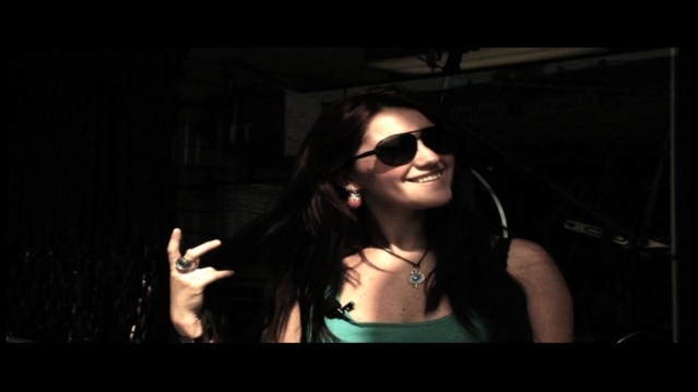 epk9y - Dulce Maria capturi