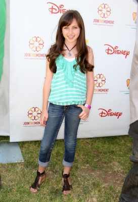 normal_20th Annual Time Heroes Carnival Sponsored juq9UGqliKal - Ryan Newman