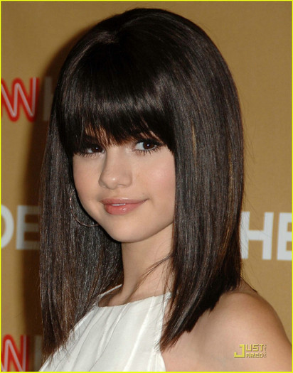 selena-gomez-cnn-hero-04 - Selena Gomez is a CNN Hero