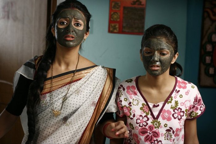 190172_210689478947361_100000189317856_977652_2932424_n