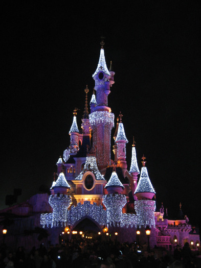 disneyland_paris_castle_2 - cel mai tare sait din lume